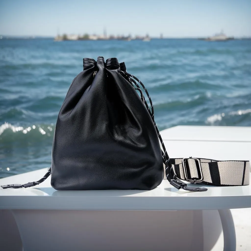 Bowan Small Camera Bag,Camera casing bag,Soft Cute Camera Pouch Handbag compatible with Mirrorless Cameras/Nikon/Canon/Sony/Fuji Camera Case (black, Small)