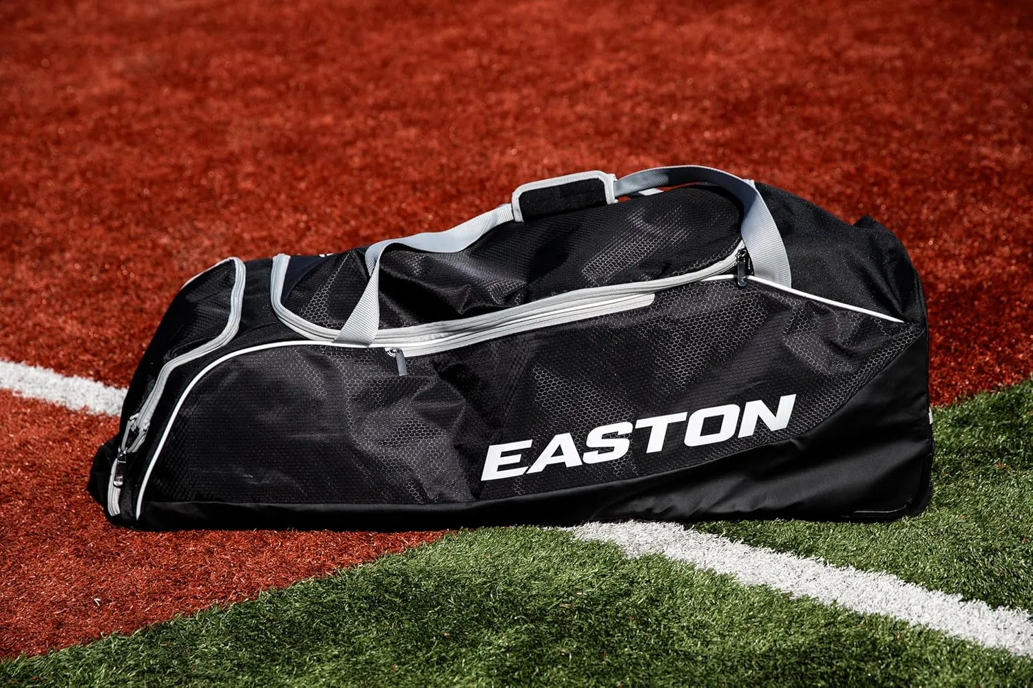 Easton | Octane | Baseball & Fastpitch Softball | Wheeled Bag | Multiple Colors