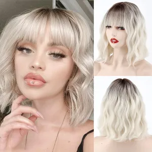MISSQUEEN Short Platinum Blonde Wavy Wig with Bangs,Dark Roots Short White Blonde Wig for Women,Middle Part Cosplay blonde Wigs Natural Looking for Daily Use
