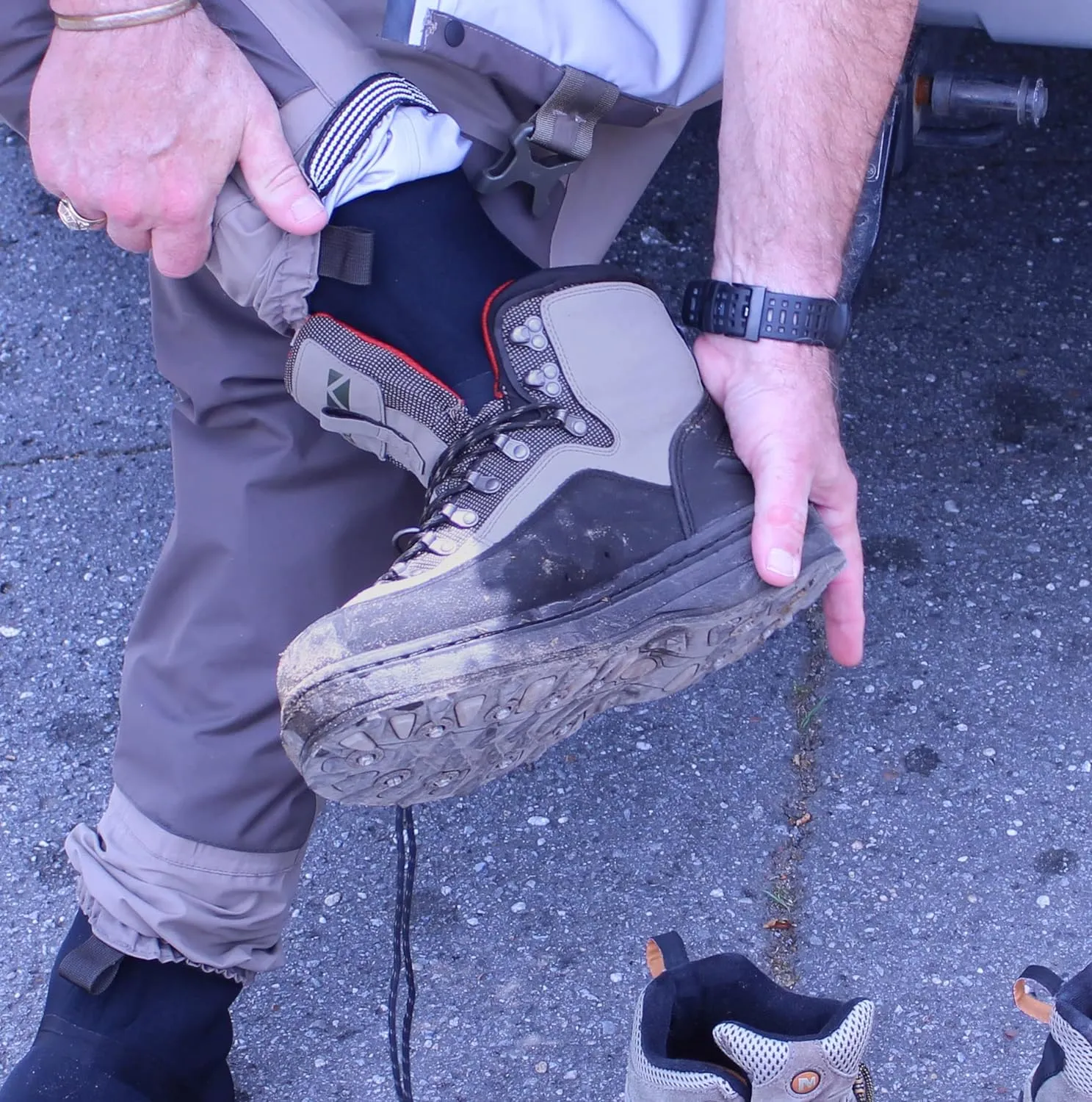 Paramount Outdoors Slate Cleated Wading Boot Rubber Bottom Wading Shoe With Metal Wading Studs