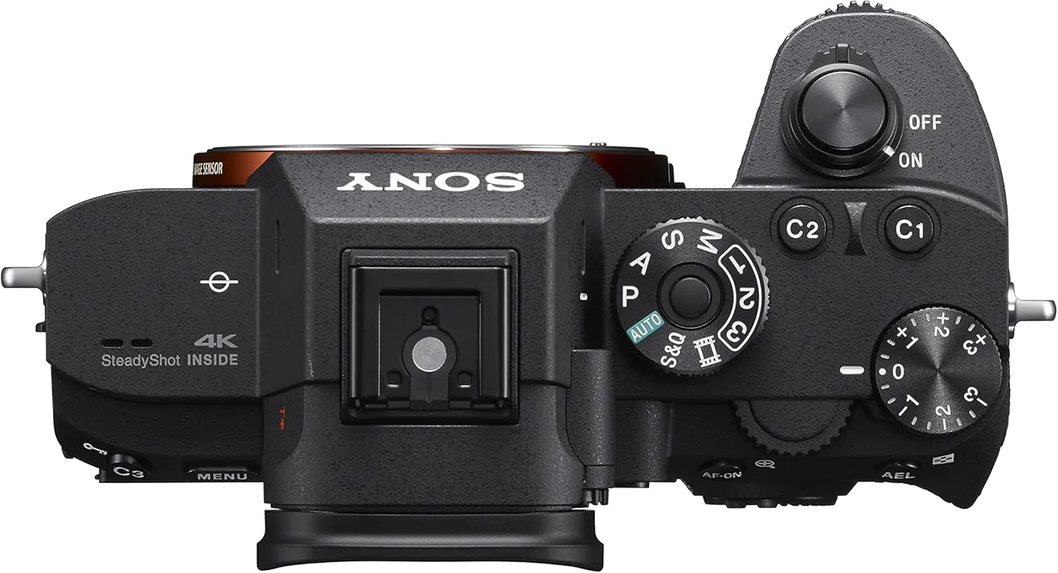 Sony Alpha 7R IV Full Frame Mirrorless Interchangeable Lens Camera w/High Resolution 61MP Sensor, up to 10FPS with Continuous AF/AE Tracking