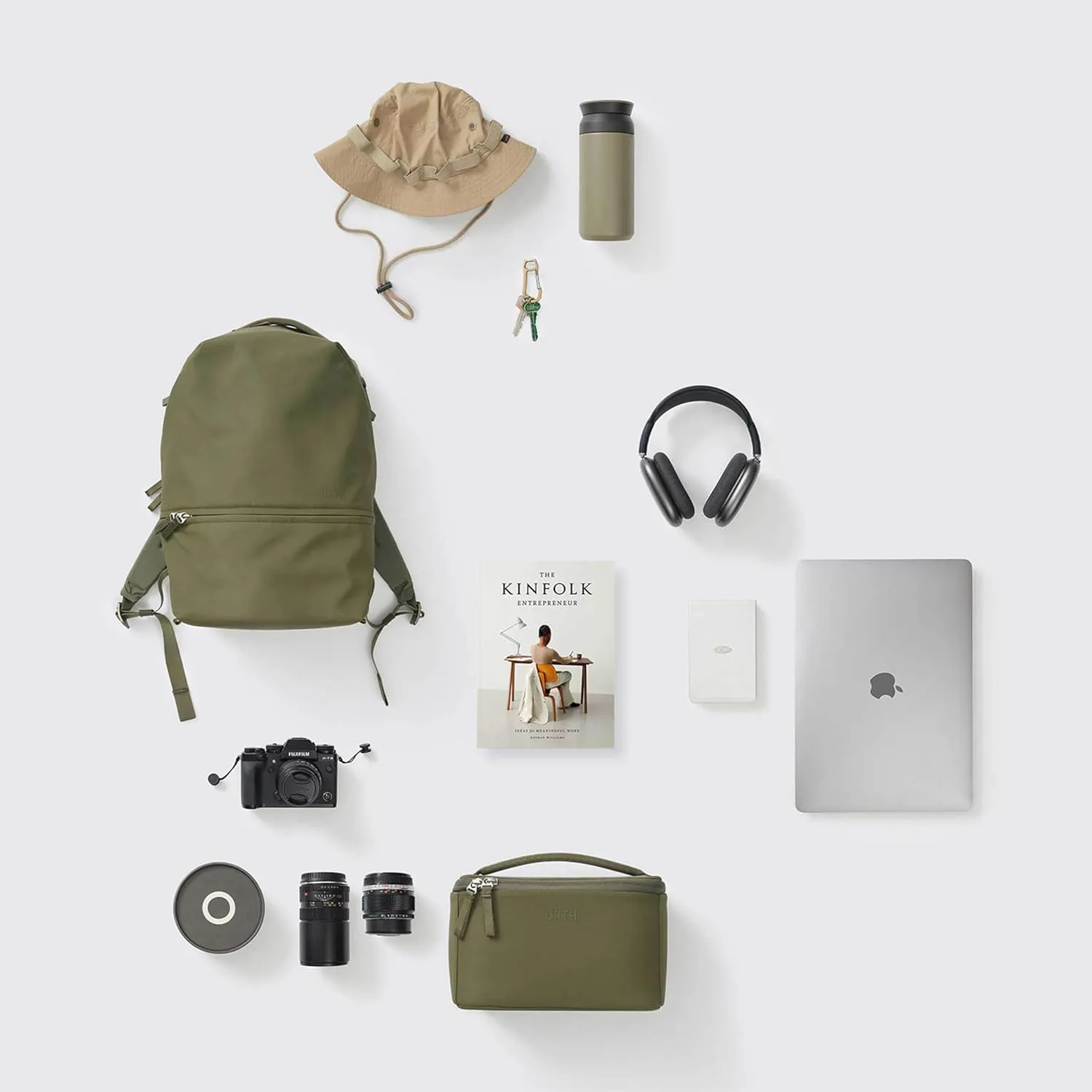 Urth Arkose 20L Modular Backpack   3.7L Camera Insert - Water Resistant, Anti-Theft, Recycled Bag for DSLR/SLR/Mirrorless, 13-16 Inch Laptop in Green