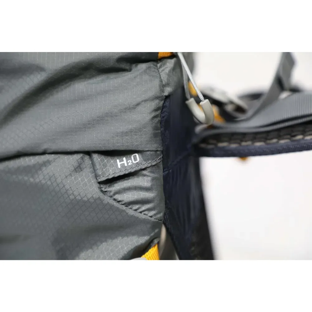 Vango Apex Air 40 Rucksack (Moonlit Ocean)