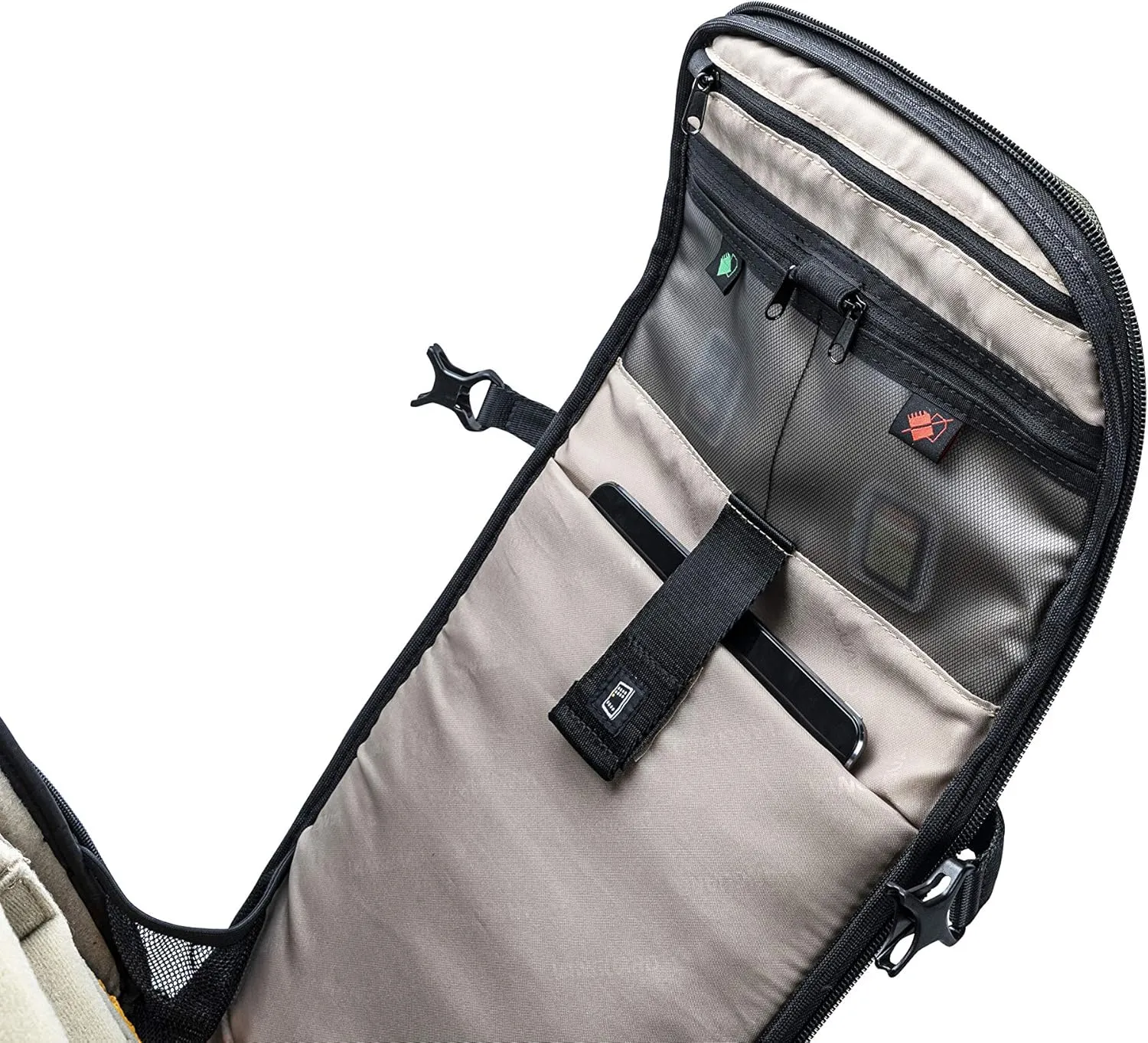 VANGUARD VEO Select 45BFM Backpack for DSLR or Mirrorless/CSC Cameras - Green